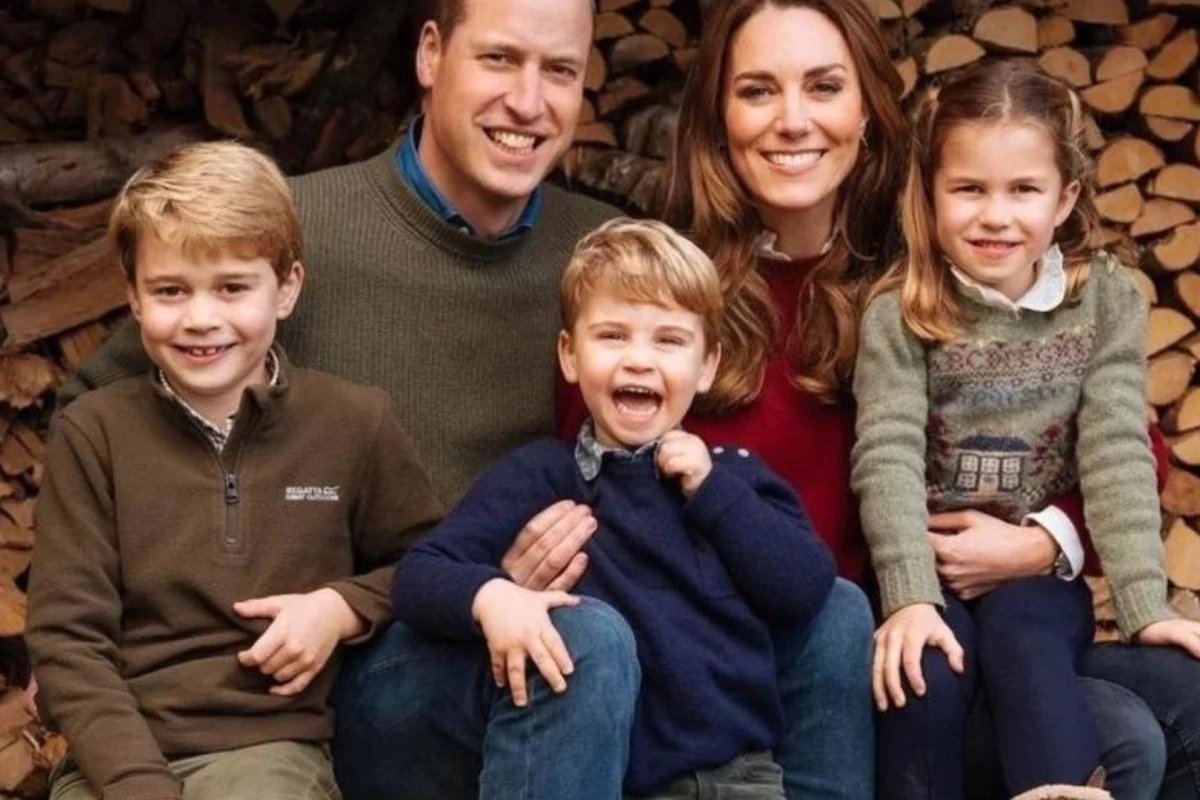 O príncipe William supostamente terminou com Kate por telefone