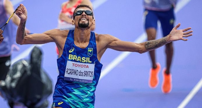 Jogos Paralímpicos: Júlio César Agripino conquista ouro e bate recorde mundial na prova de 5 km