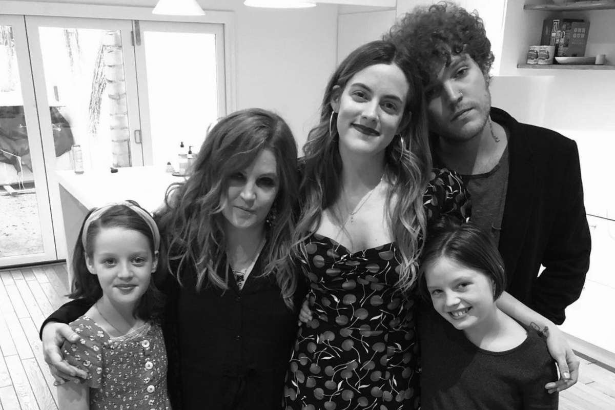 Lisa Marie morre aos 54 anos