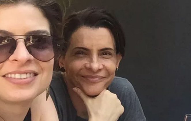 Marina Lima comemora 6 anos com a namorada