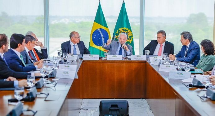 “Tem muita gente gastando o que não tem”, alerta Lula sobre jogos de azar