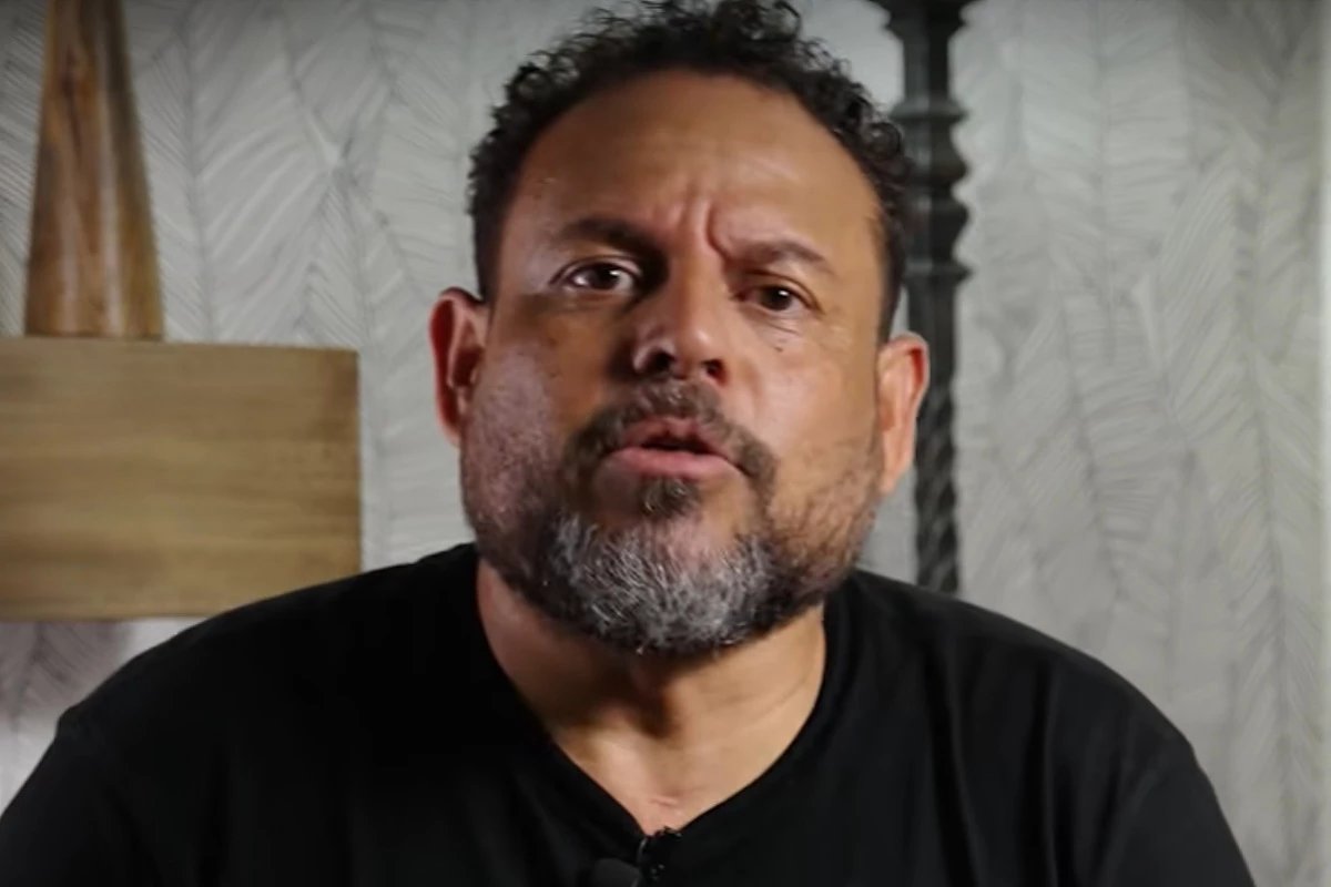 Bomba no universo gospel! Alex Balaio grava vídeo confessando ter abusado do primo: ‘Me senti um monstro’