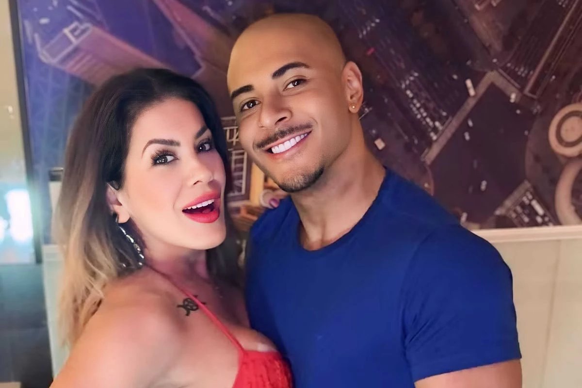 Ex de Andressa Urach aparece em foto íntima com Bruna Ferraz; Musa da Banheira do Gugu grava conteúdo adulto