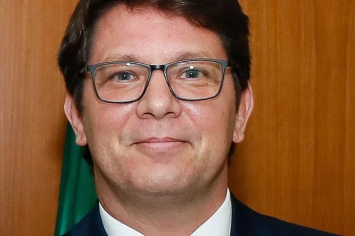 Mário Frias está internado com trombose arterial; Deputado passa por monitoramento: ‘Sendo medicado’
