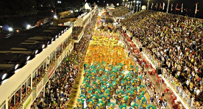 Ingressos para o Carnaval de Vitória 2025 começam a ser vendidos na próxima semana