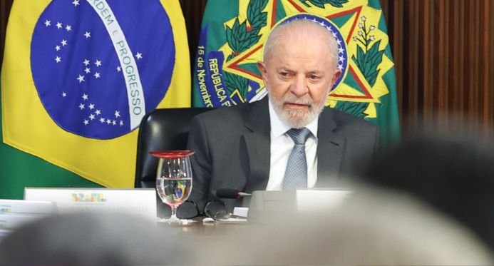 Lula diz que mercado financeiro voltará a vencer e exige participação dos poderes nos cortes