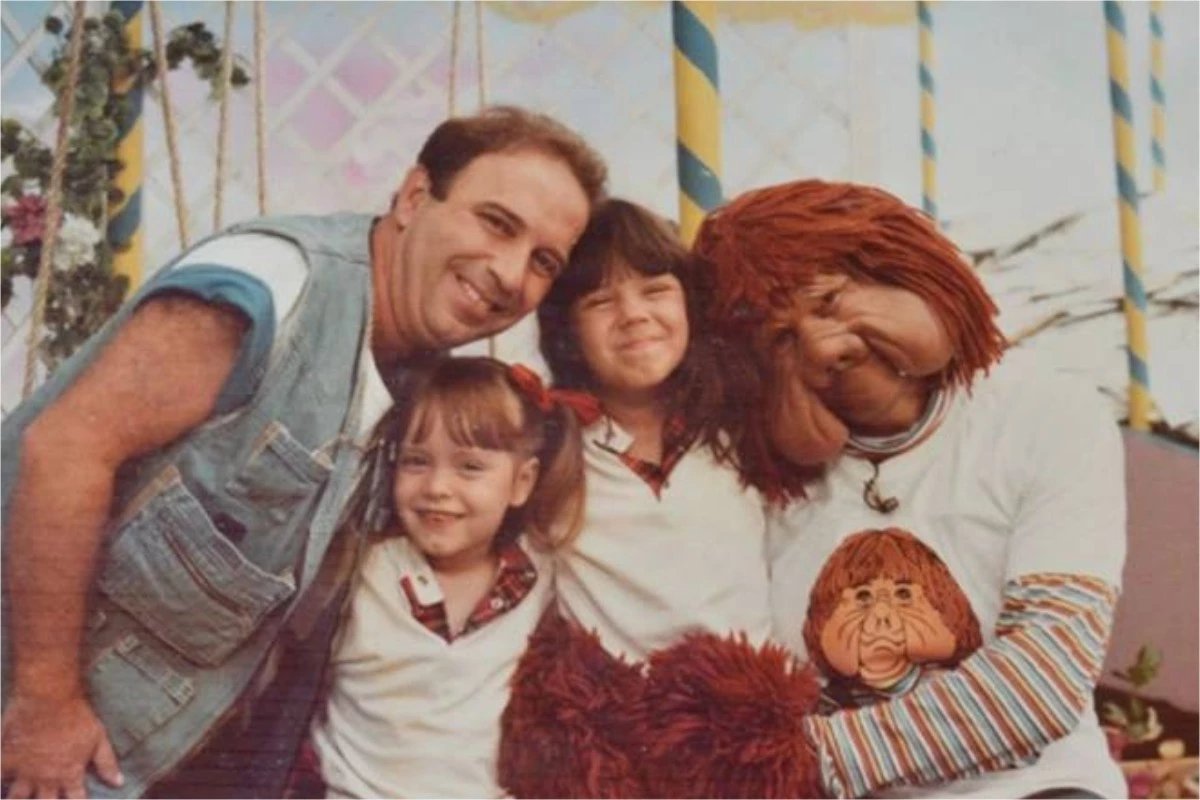 Castrinho, que já presenteou Balão Mágico com Simony, pede ajuda financeira nas redes sociais