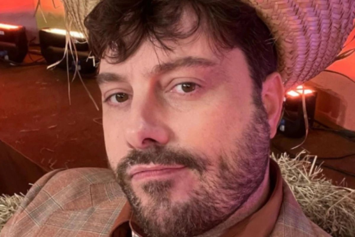 Danilo Gentili cancela show às pressas e vai ao médico por fortes dores