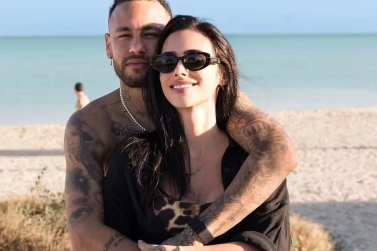 Neymar Jr. brinca sobre ‘hábito’ de Bruna Biancardi durante viagem: ‘Ela adora’