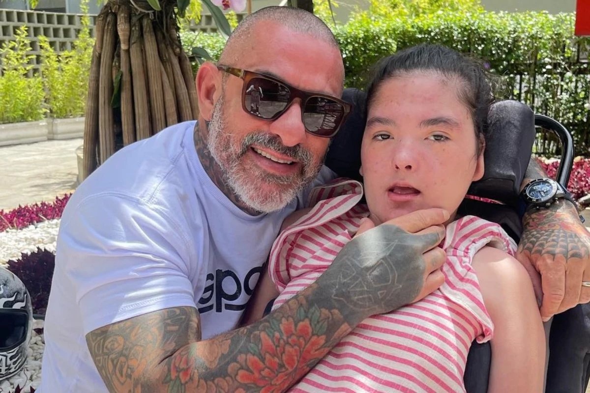 Henrique Fogaça homenageia a filha no aniversário dela e recebe carinho dos fãs