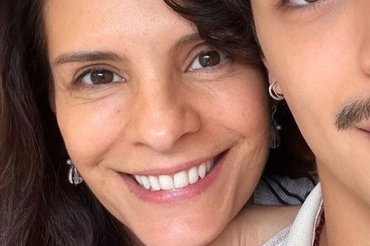 Filho de Helena Ranaldi integra elenco da novela das nove da Globo