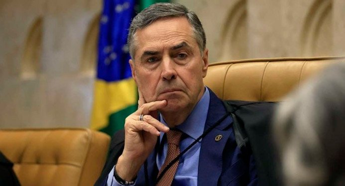 Barroso no programa para detidos: "Não é para oferecer administração"