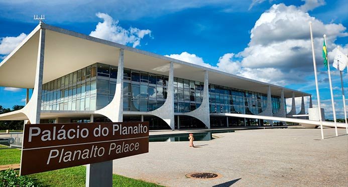 A reunião nacional em Brasília reúne os prefeitos escolhidos para o mandato 2025-2028