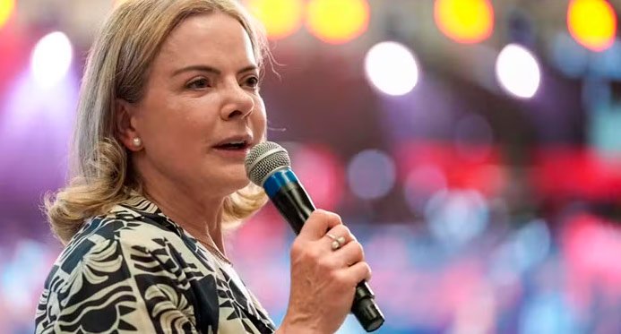 Gleisi apresenta uma queixa criminal ao STF contra o deputado federal de ES por lesões e difamação