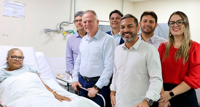 O governo do estado anuncia a expansão da oferta de cirurgias de quadril