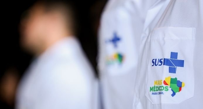 Novo aviso de Mais Médicos abre 80 vagas em 30 municípios de ES