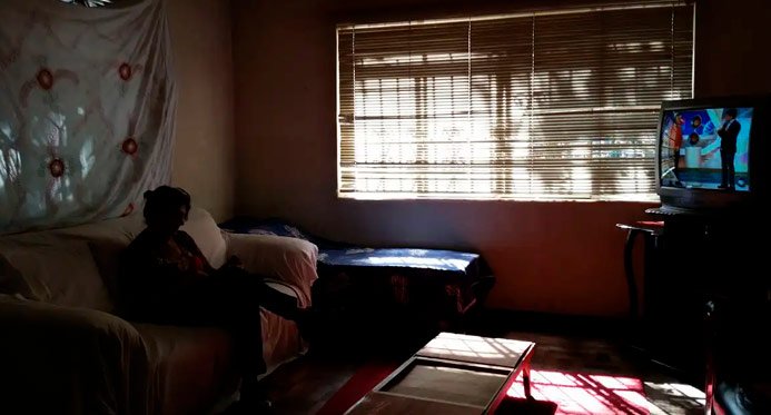 A câmara aumenta a sentença por crimes contra os idosos; O texto segue a sanção