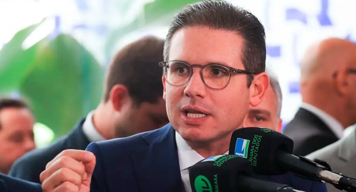 House declarará a perda do mandato de Zambelli, diz Motta