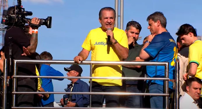 Malafaia chama Moraes de "ditador" e diz que parte da direita é "prostitutas e prostitutas"