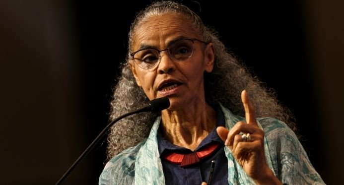 Marina Silva alerta "golpe mortal" nas regras de licença