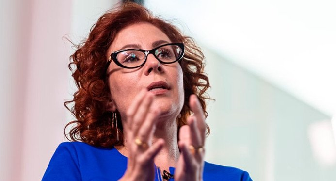 PGR pede a Carla Zambelli para a prisão suprema