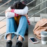 Bullying e dificuldade em fazer amigos afetam a saúde mental dos adolescentes