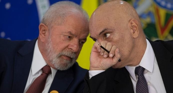 O governo avalia para entrar nos tribunais dos EUA em defesa dos Moraes