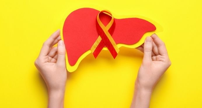 Amarelo julho: ES REGISTA 555 CASOS DE HEPATITA VIRAL em 2024 e reforça as ações de prevenção