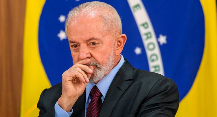 Lula diz que o Brasil tem seu próprio nariz e que Trump não quer falar
