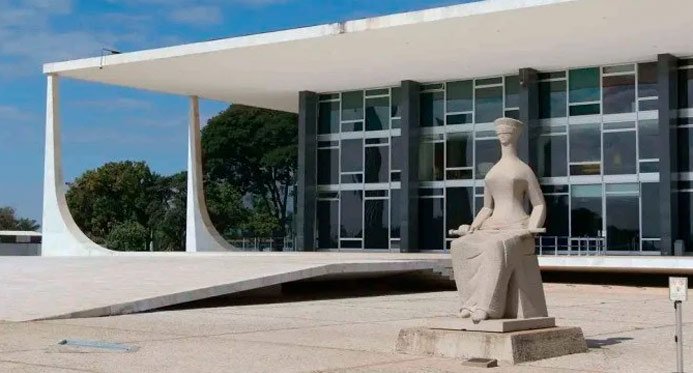 No STF, o servidor diz que o governo de Bolsonaro tentou conectar a facção a Lula