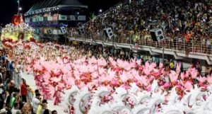 Carnaval de Vitória cresce e dobra o número de noites de desfiles do Grupo Especial