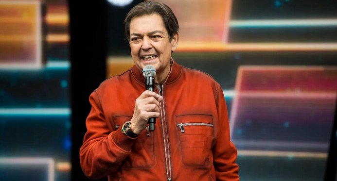 Faustão faz transplante de fígado e retransplante renal em SP