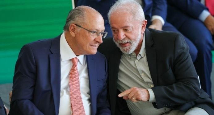 O governo compra os Estados Unidos perecíveis e vê um impacto mínimo no trabalho nos empregos