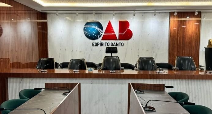 A lei que garante assistência prioritária aos advogados no ES é sancionada