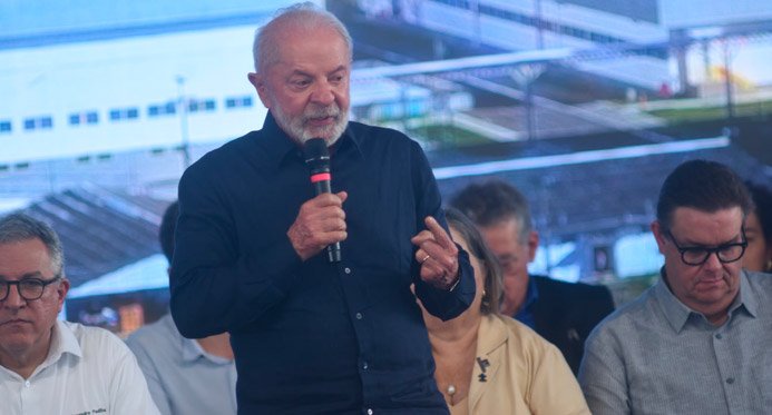 Lula diz que não vai chorar pelos Estados Unidos e procurar outros países