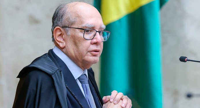 "Não há desconforto", diz Mendes sobre a prisão domiciliar de Bolsonaro