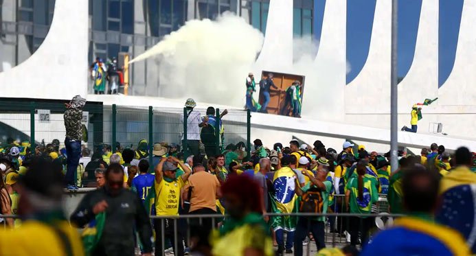 STF culpou 1.190 pessoas por atos antidemocráticos de 2023
