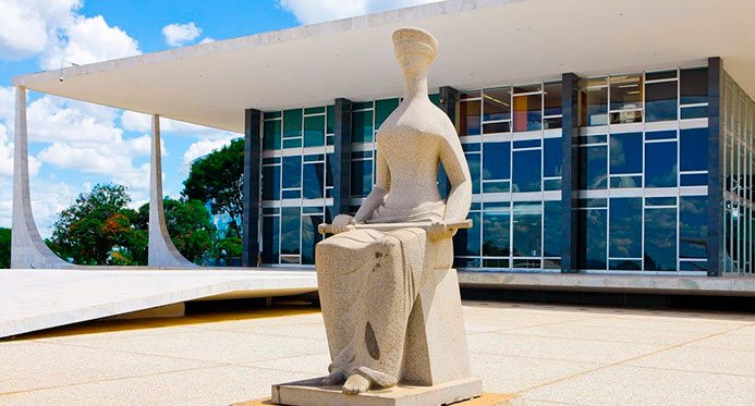 O STF retoma as sessões após o recesso e defender as moras