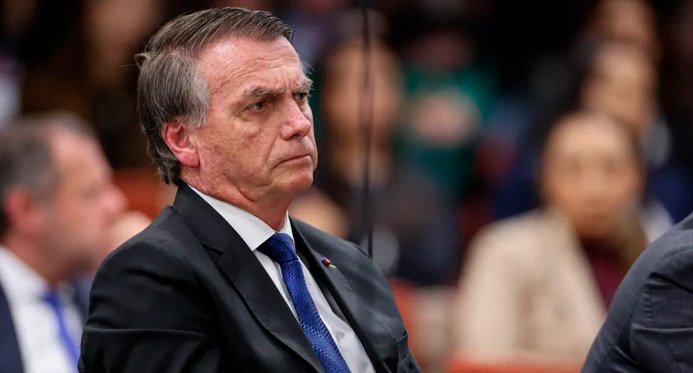 'The Economist' diz que o julgamento de Bolsonaro é a lição de 'democracia' para os Estados Unidos