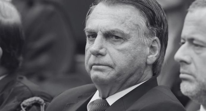 Bolsonaro é condenado a 27 anos de prisão por uma tentativa de golpe