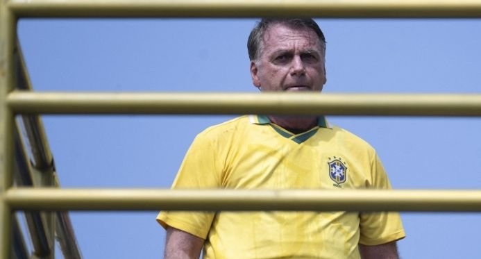 Bolsonaro prepara o pedido de prisão domiciliar contra a possível condenação na Suprema Corte