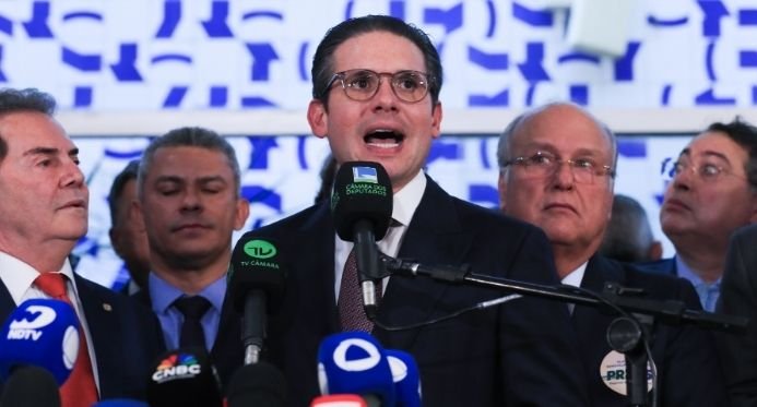 Centréo negocia para impedir a anistia de Bolsonaro em troca de armadura parlamentar