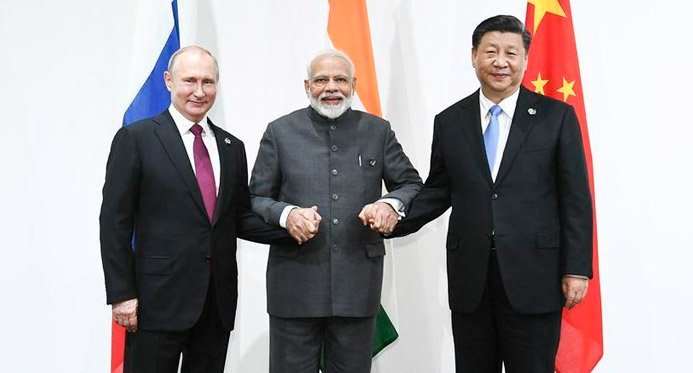 A China propõe uma nova ordem mundial junto com a Rússia e a Índia