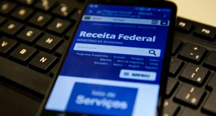 A Comissão do Senado aprova um projeto de lei que isenta para passar daqueles que ganham até R $ 5.000