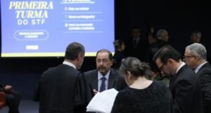 Bolsonaro e as defesas gerais negam a trama da fraude e atacam a queixa de Mauro Cid