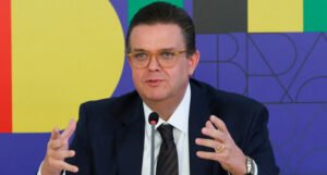 O desconto de aposentadoria não será autorizado novamente, diz o ministro