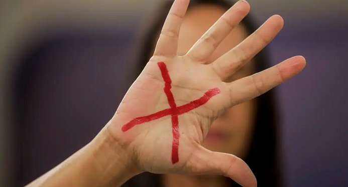 O governo define as regras para a pensão para os filhos das vítimas de femicida