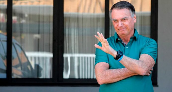 O relatório de Bolsonaro indica câncer de pele, diz o médico