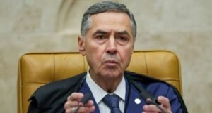Barroso anuncia aposentadoria do STF após 12 anos na Corte