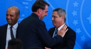 Trama golpista: Bolsonaro e seus aliados recorrem ao STF, questionando cálculo de penas e citando voto de Fux